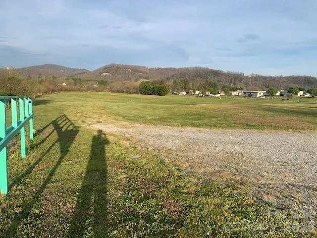 7.33AC COM CHIMNEY ROCK Highway #1,2,3 Edneyville, NC 28792