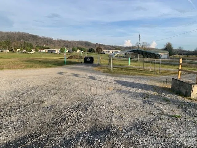 7.33AC COM CHIMNEY ROCK Highway #1,2,3 Edneyville, NC 28792