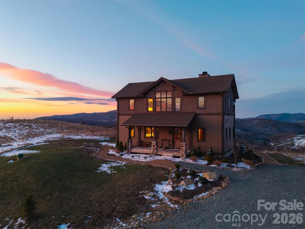 352 Great Sky Drive Banner Elk, NC 28604