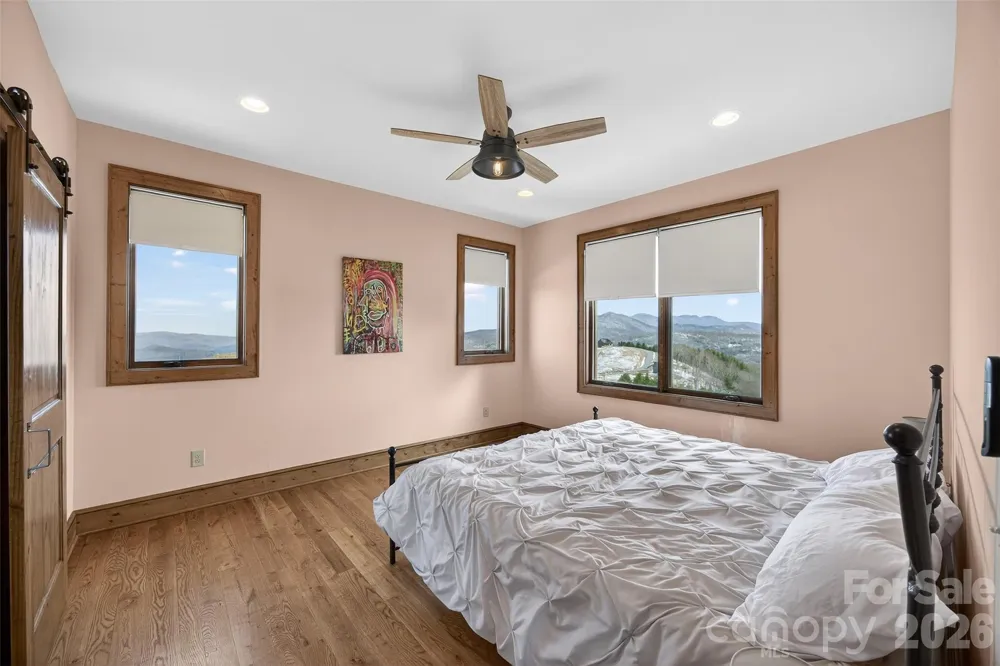 352 Great Sky Drive Banner Elk, NC 28604