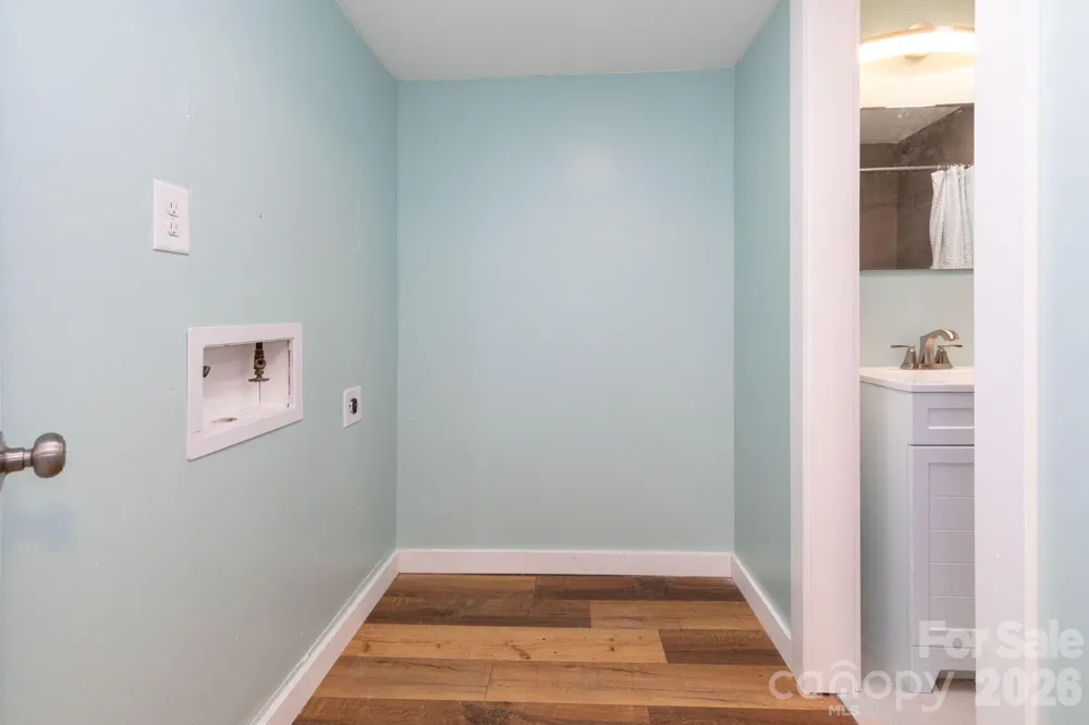 4755 US 23 Highway Mars Hill, NC 28754