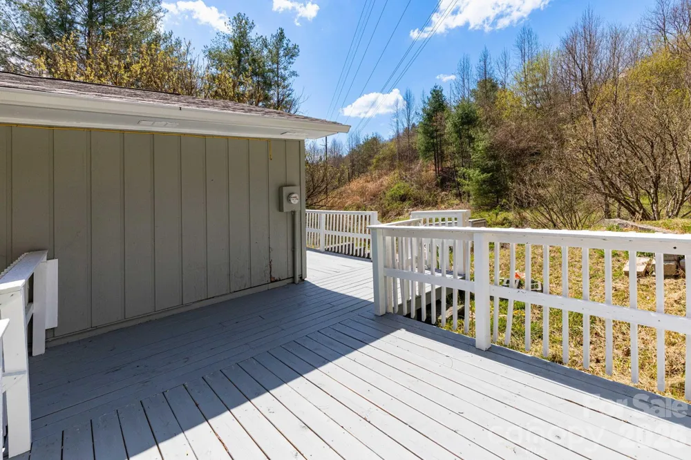 4755 US 23 Highway Mars Hill, NC 28754