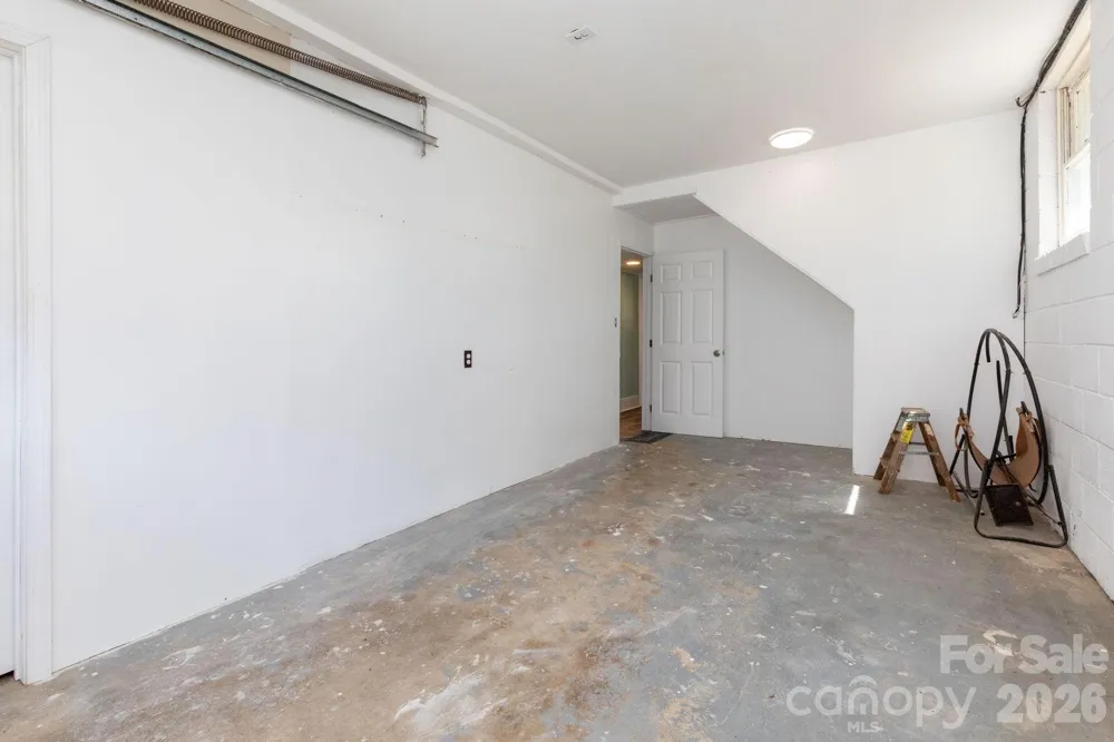 4755 US 23 Highway Mars Hill, NC 28754