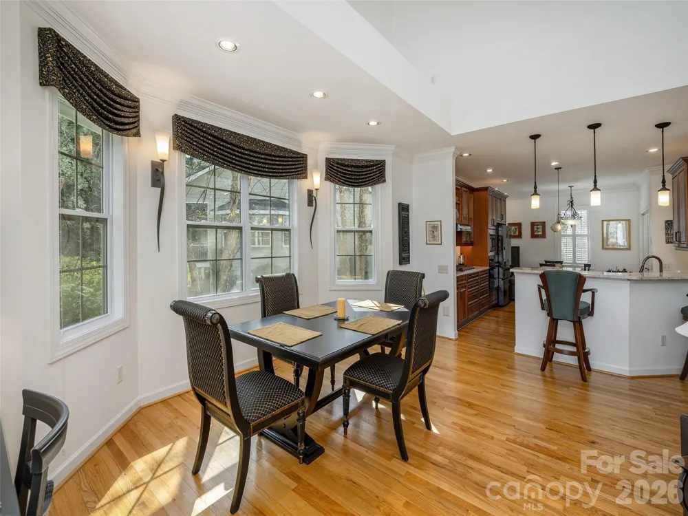 83 Towne Place Drive Hendersonville, NC 28792