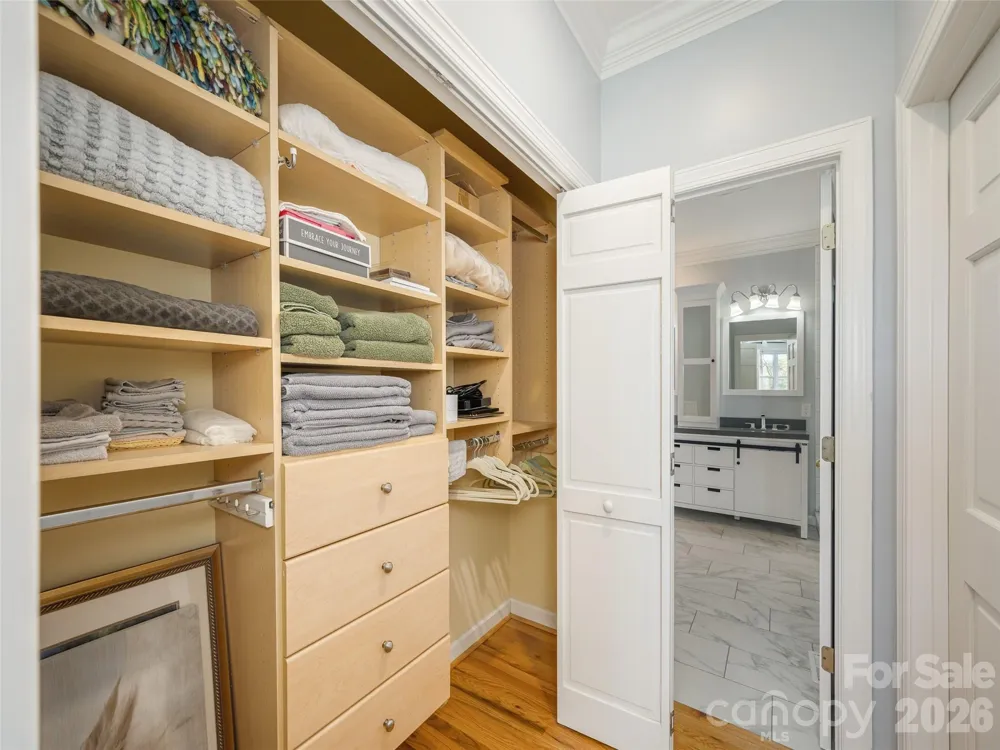 83 Towne Place Drive Hendersonville, NC 28792