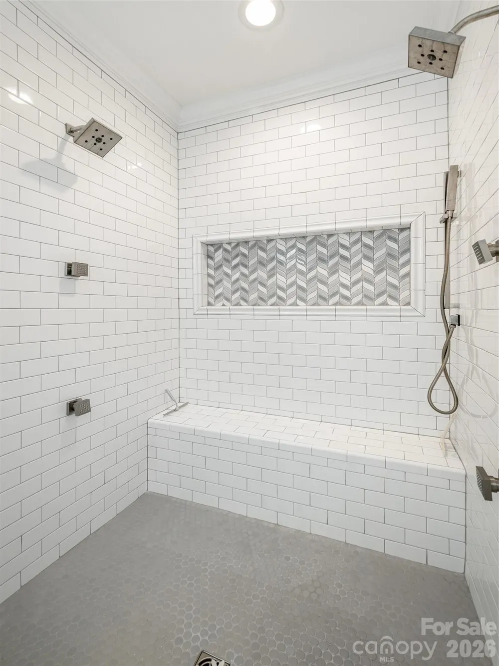 83 Towne Place Drive Hendersonville, NC 28792