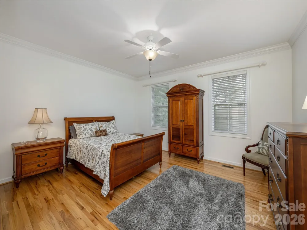 83 Towne Place Drive Hendersonville, NC 28792