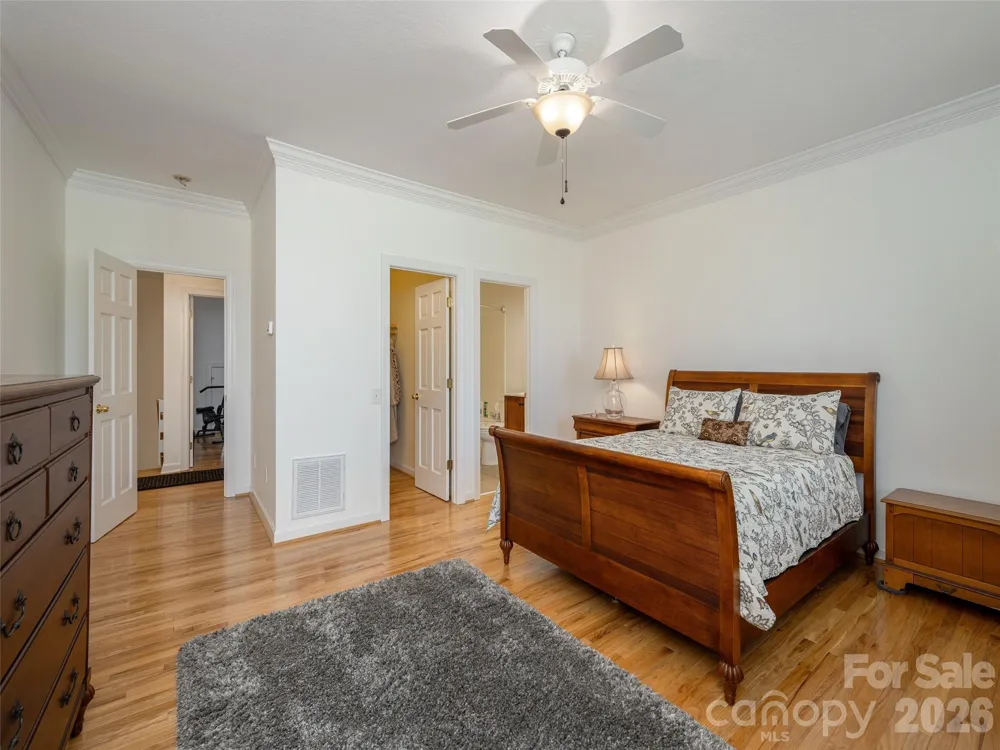 83 Towne Place Drive Hendersonville, NC 28792