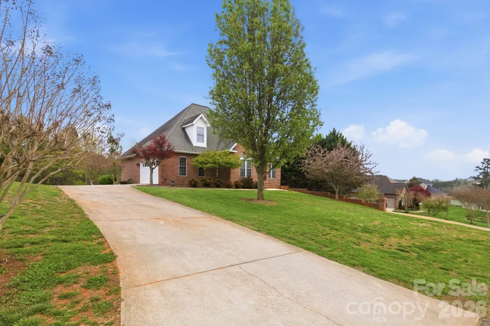 5518 Land Harbour Drive Granite Falls, NC 28630