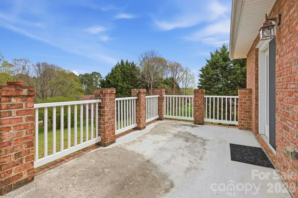 5518 Land Harbour Drive Granite Falls, NC 28630