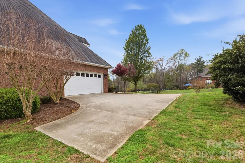 5518 Land Harbour Drive Granite Falls, NC 28630