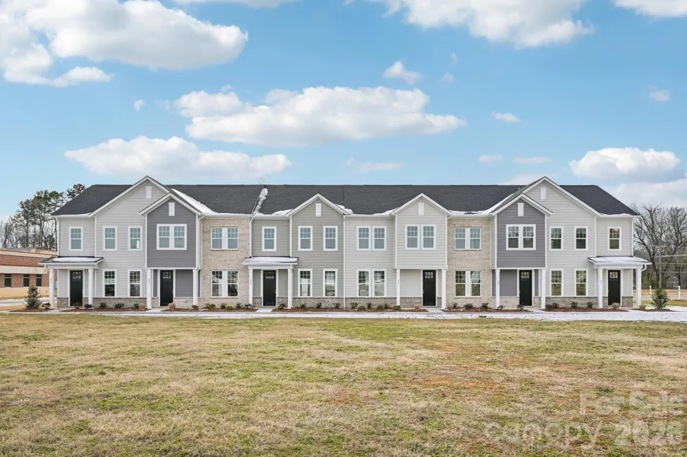 201 Vanguard Lane #13 Gastonia, NC 28056
