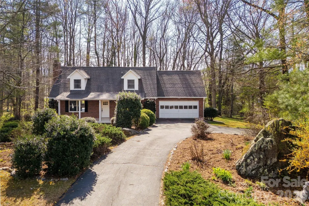 9 Justin Drive Etowah, NC 28729