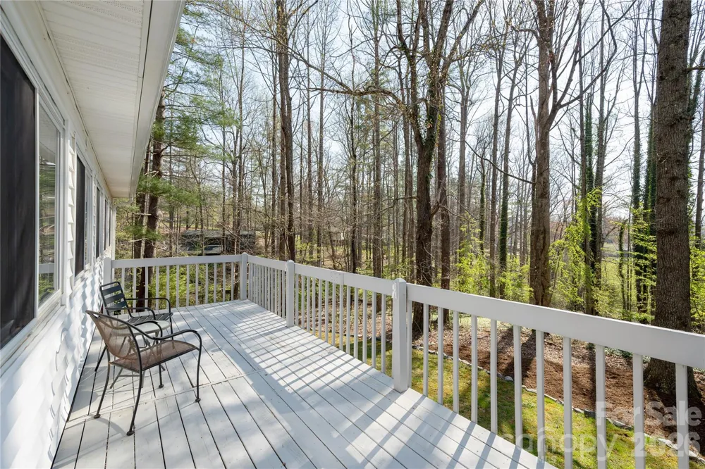 9 Justin Drive Etowah, NC 28729