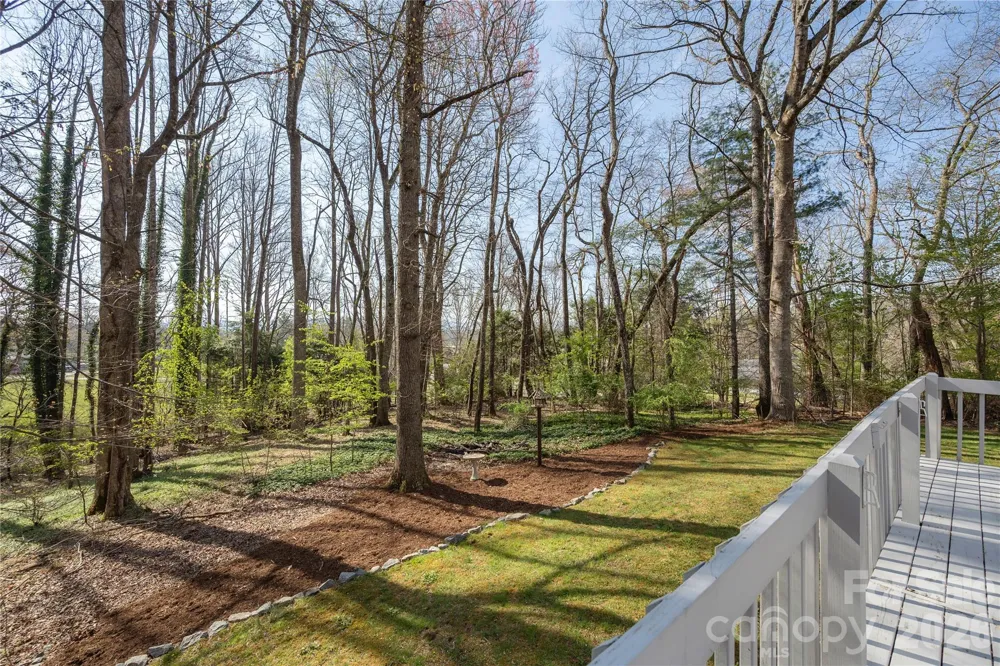 9 Justin Drive Etowah, NC 28729