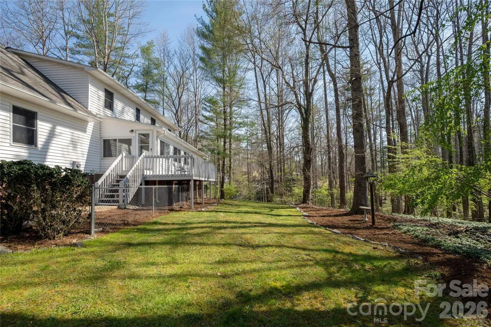 9 Justin Drive Etowah, NC 28729