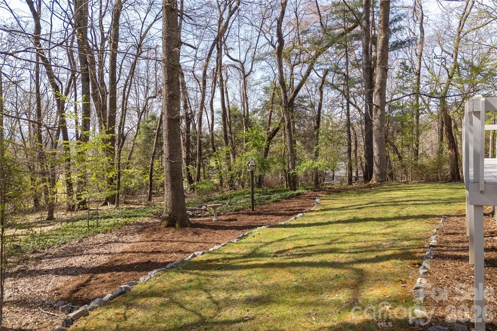 9 Justin Drive Etowah, NC 28729