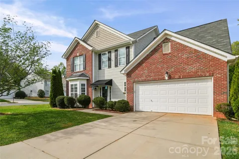 2001 Lake Vista Drive
