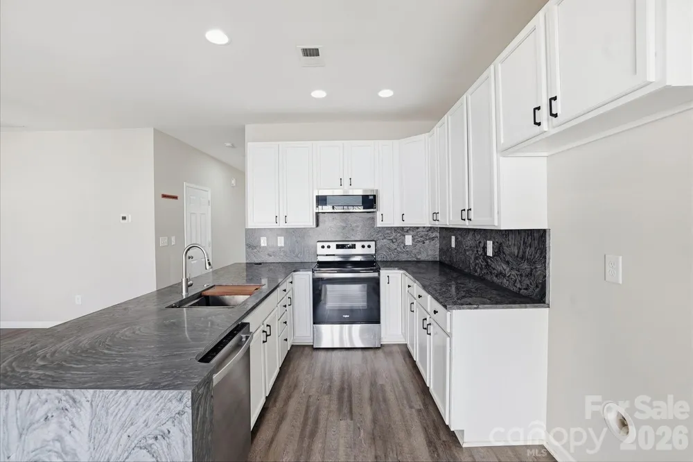 2095 Shady Pond Drive Clover, SC 29710