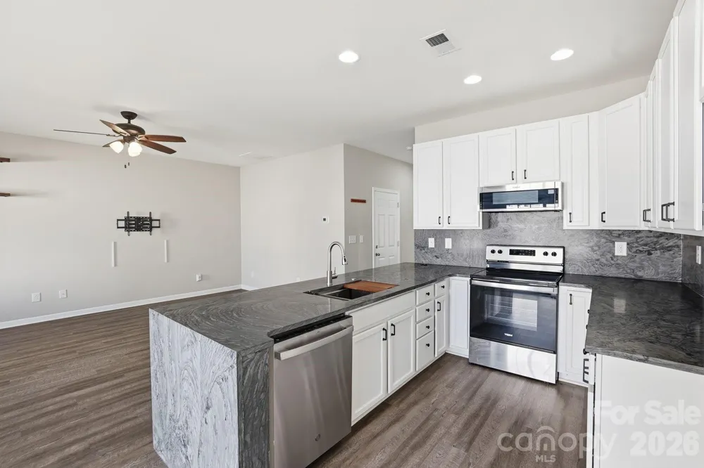 2095 Shady Pond Drive Clover, SC 29710
