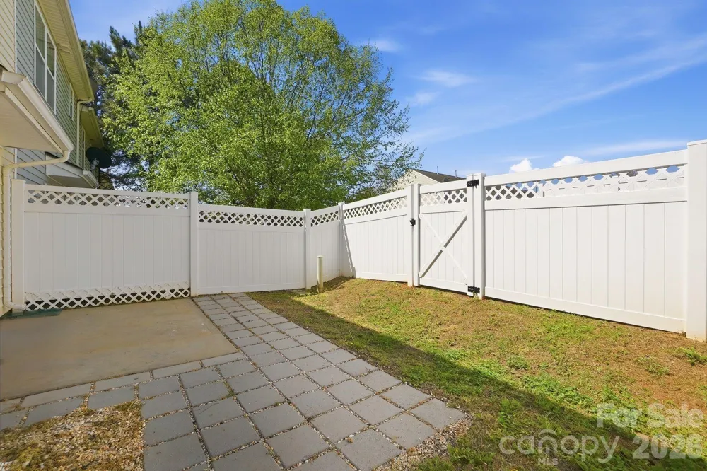 2095 Shady Pond Drive Clover, SC 29710