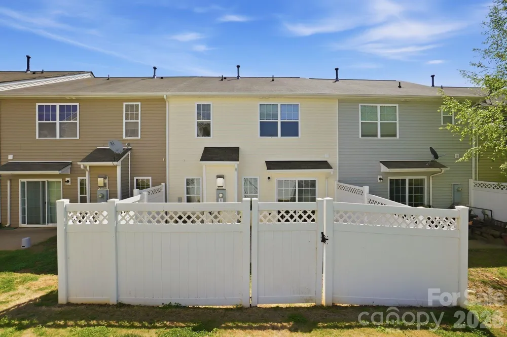 2095 Shady Pond Drive Clover, SC 29710