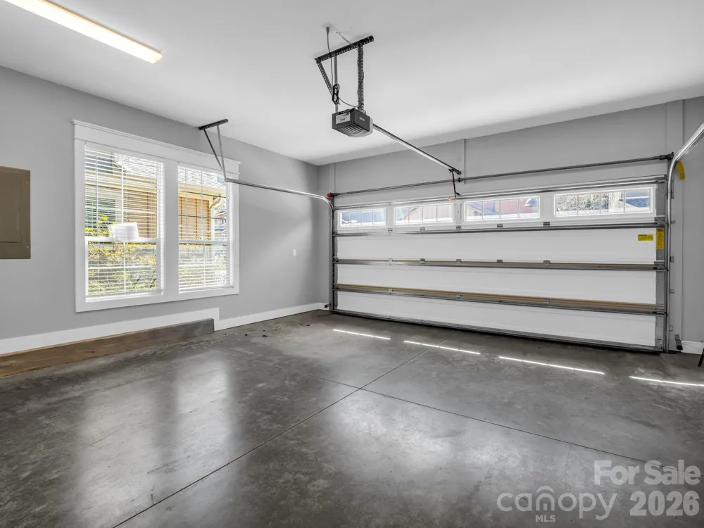 518 Sweet Birch Park Lane Black Mountain, NC 28711