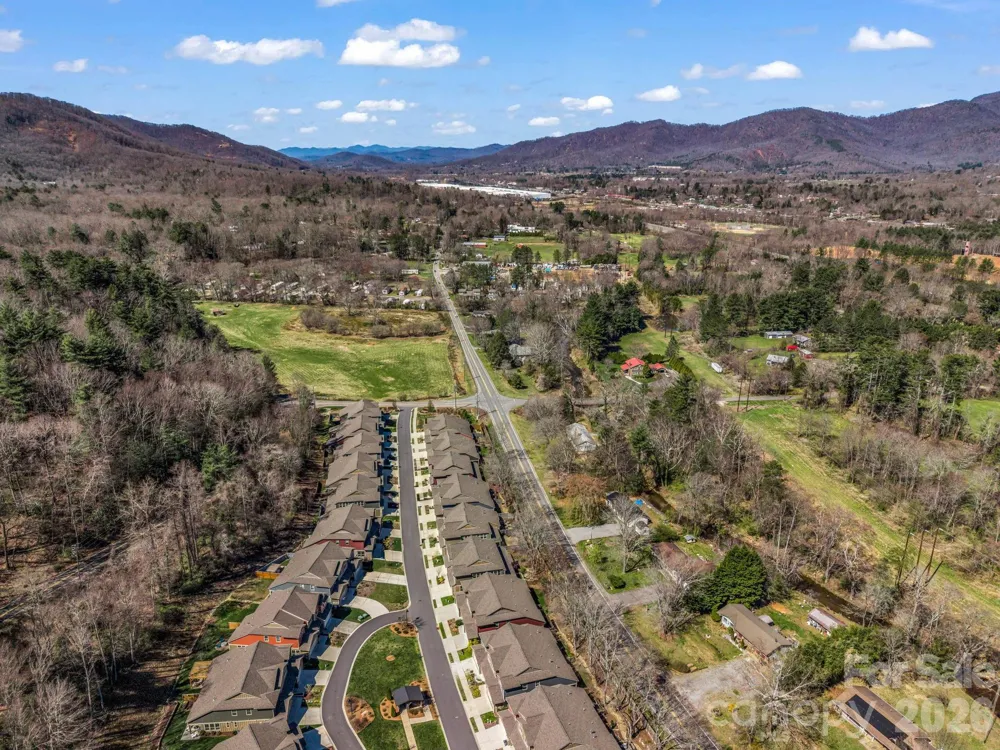 518 Sweet Birch Park Lane Black Mountain, NC 28711