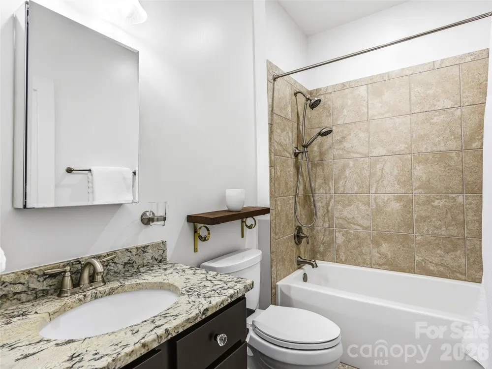 324 Fennel Dun Circle Biltmore Lake, NC 28715