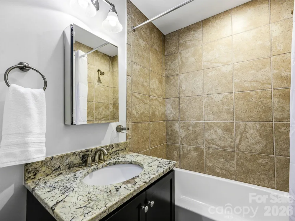 324 Fennel Dun Circle Biltmore Lake, NC 28715