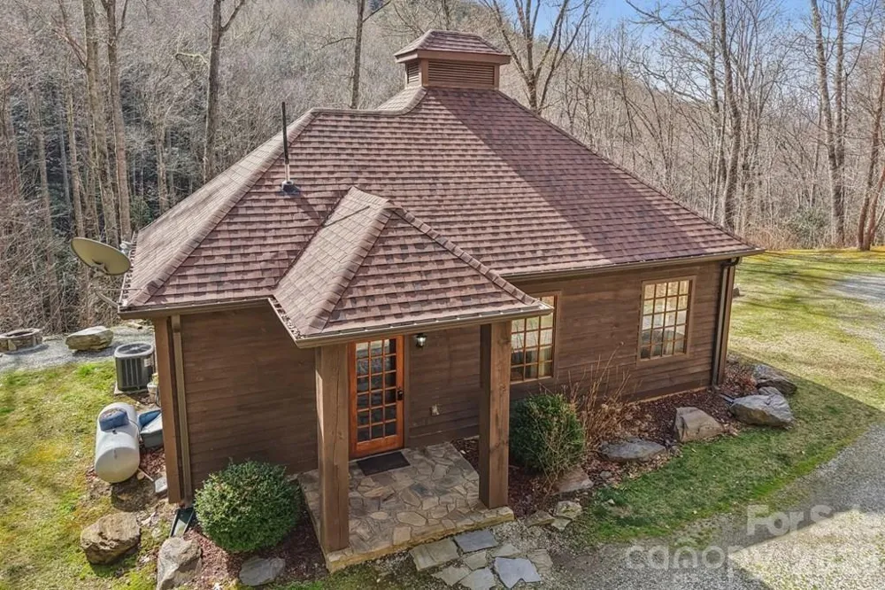 1012 Alarka Highlands Drive Bryson City, NC 28713