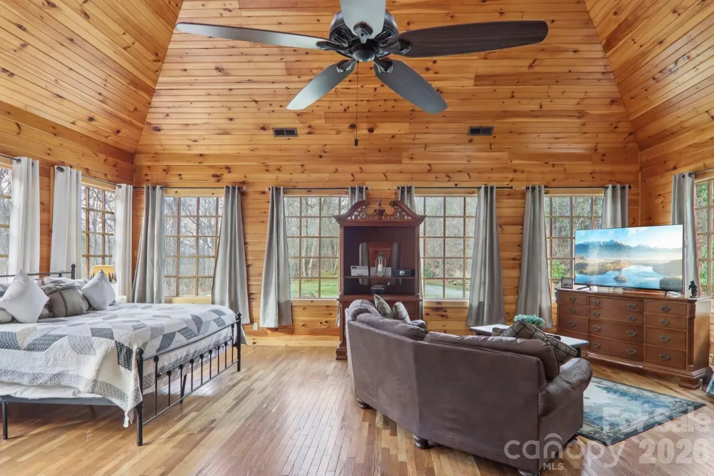 1012 Alarka Highlands Drive Bryson City, NC 28713