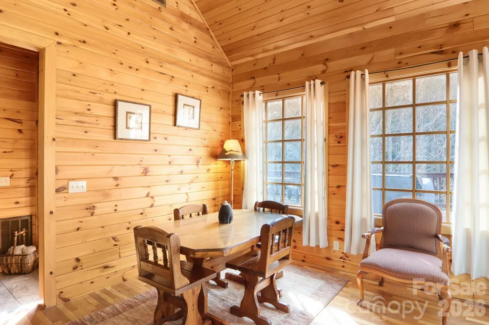 1012 Alarka Highlands Drive Bryson City, NC 28713