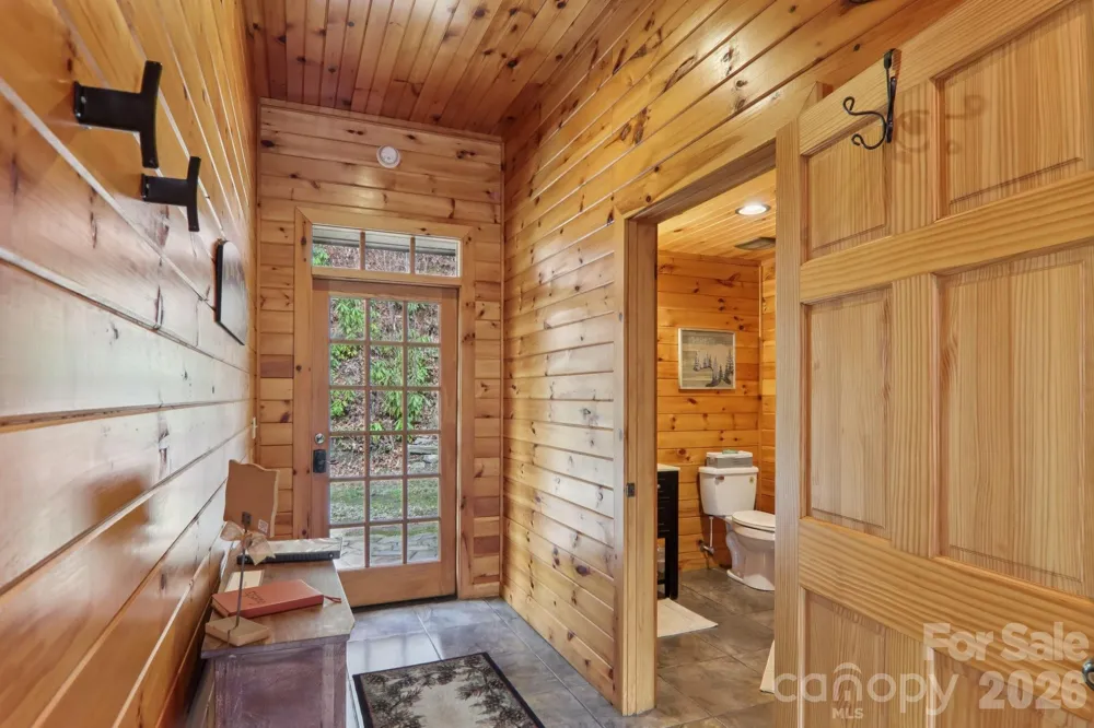 1012 Alarka Highlands Drive Bryson City, NC 28713