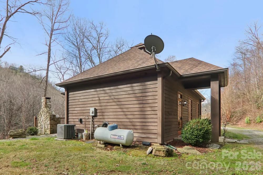 1012 Alarka Highlands Drive Bryson City, NC 28713