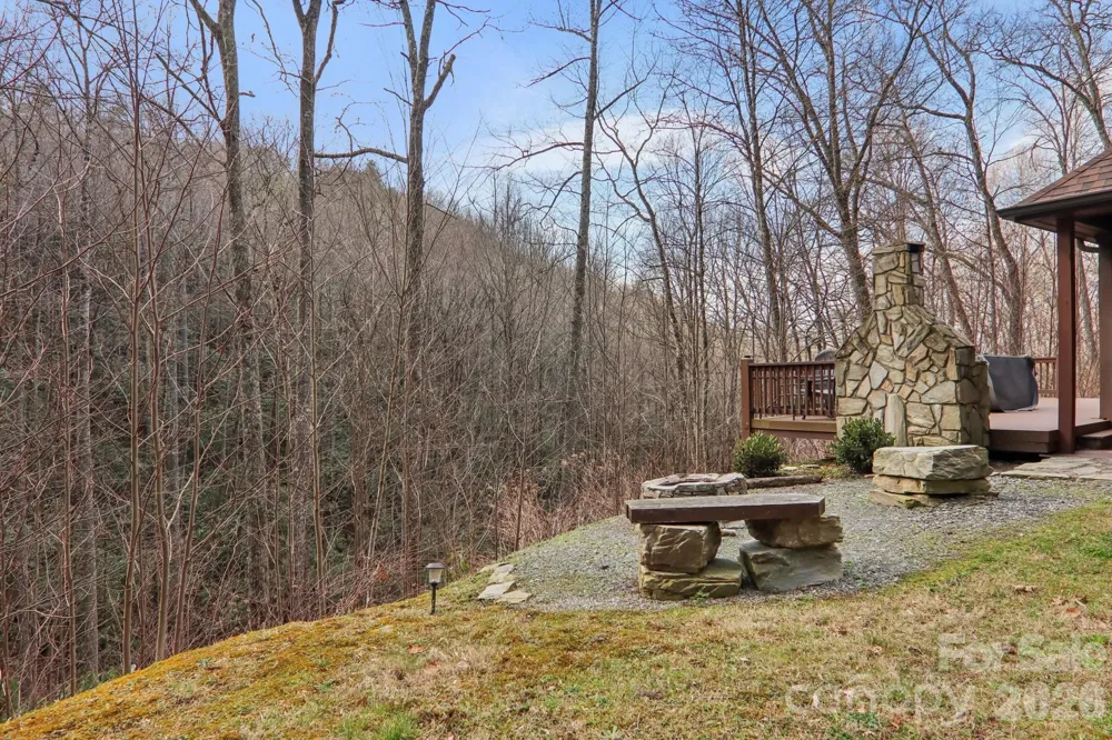1012 Alarka Highlands Drive Bryson City, NC 28713