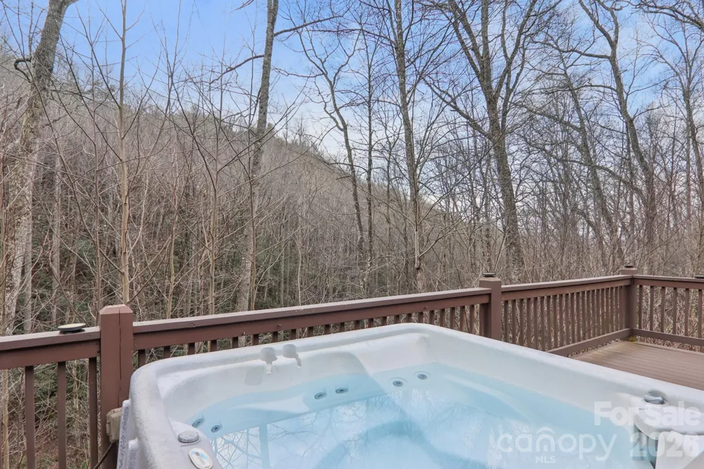 1012 Alarka Highlands Drive Bryson City, NC 28713