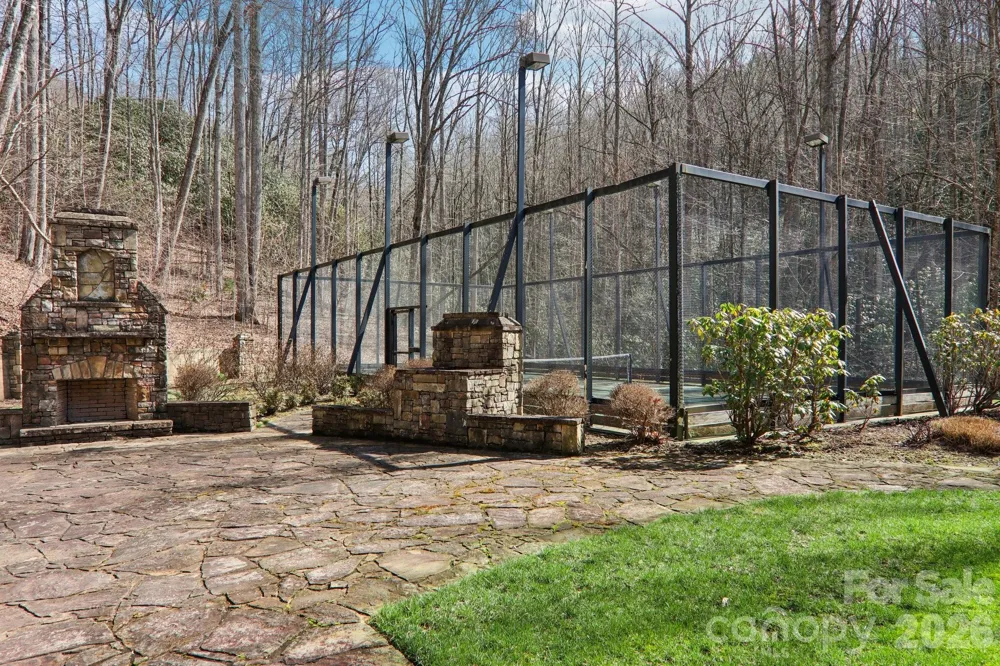 1012 Alarka Highlands Drive Bryson City, NC 28713