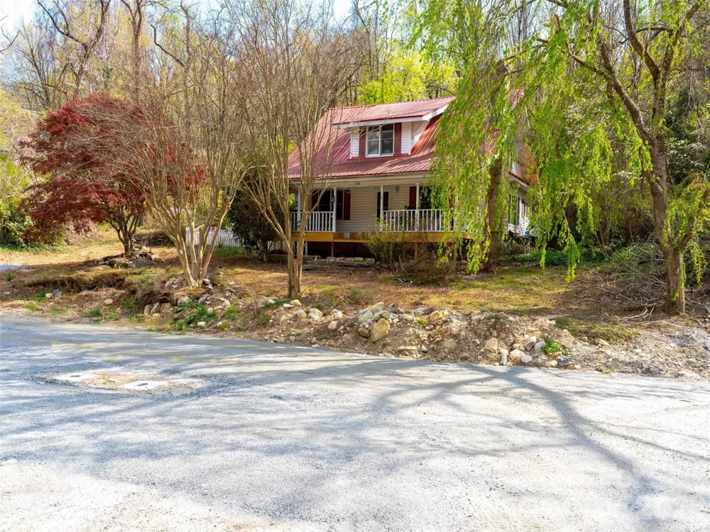 306 Southside Drive Chimney Rock, NC 28720