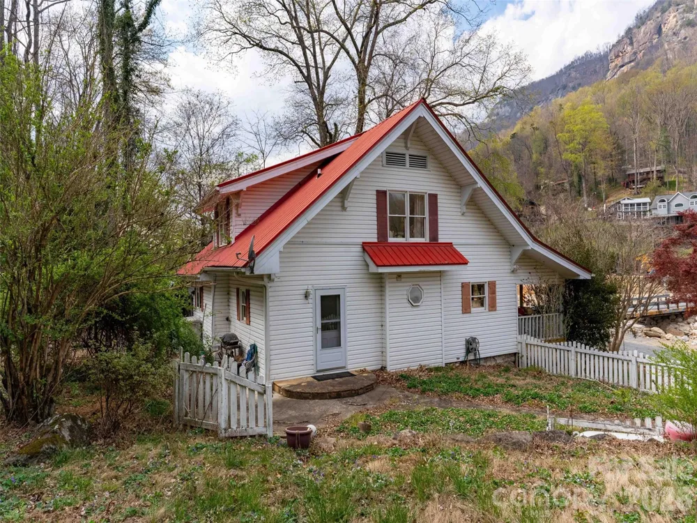 306 Southside Drive Chimney Rock, NC 28720