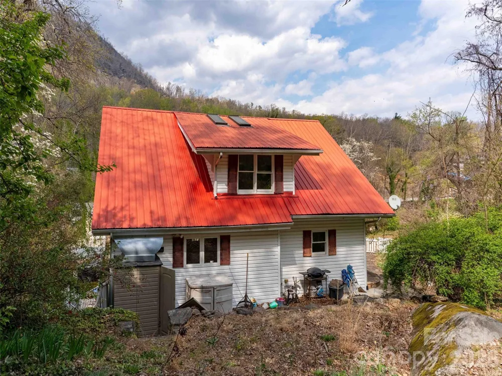 306 Southside Drive Chimney Rock, NC 28720