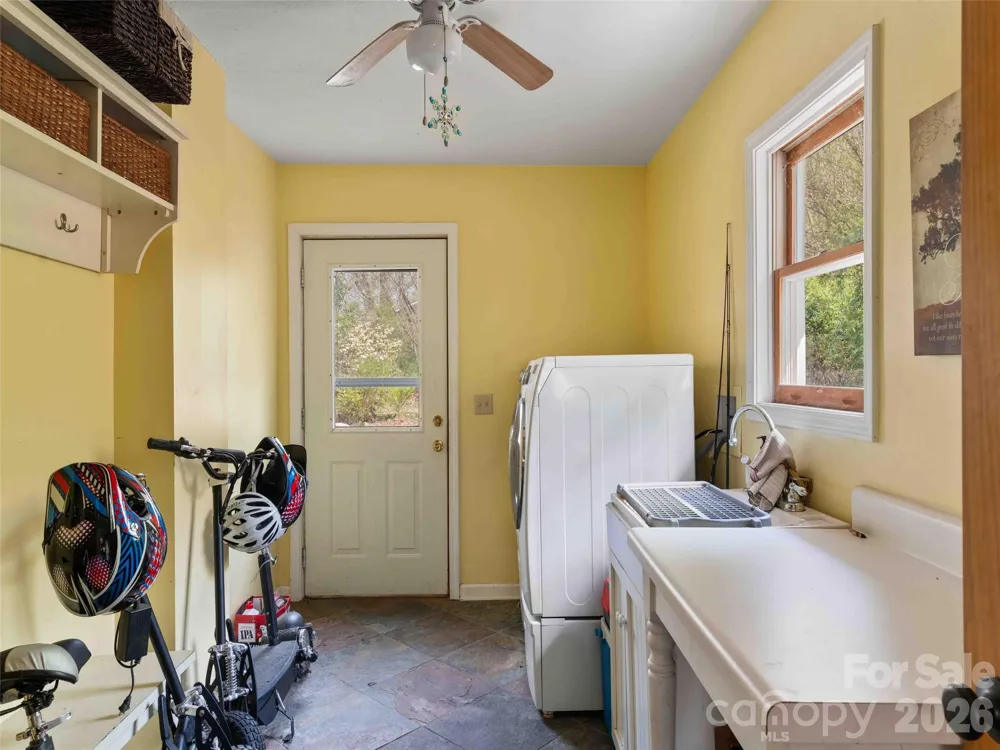 306 Southside Drive Chimney Rock, NC 28720