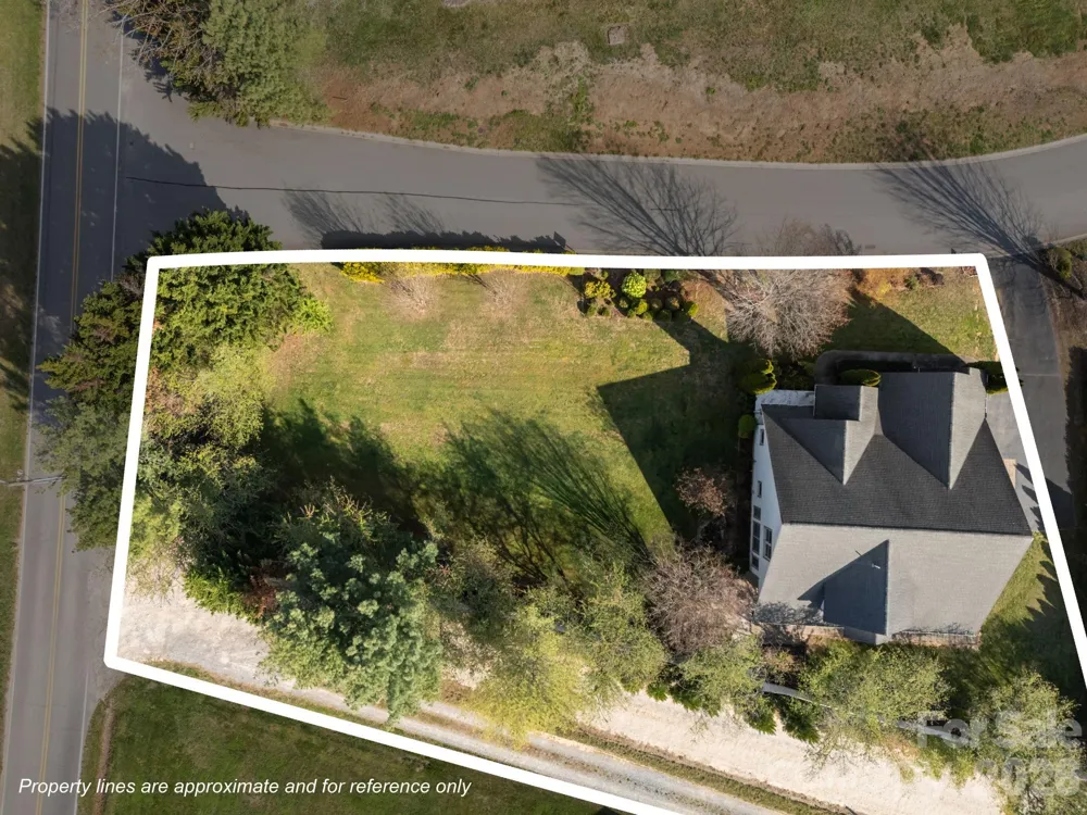 4 AMARETTO DRIVE Candler, NC 28715