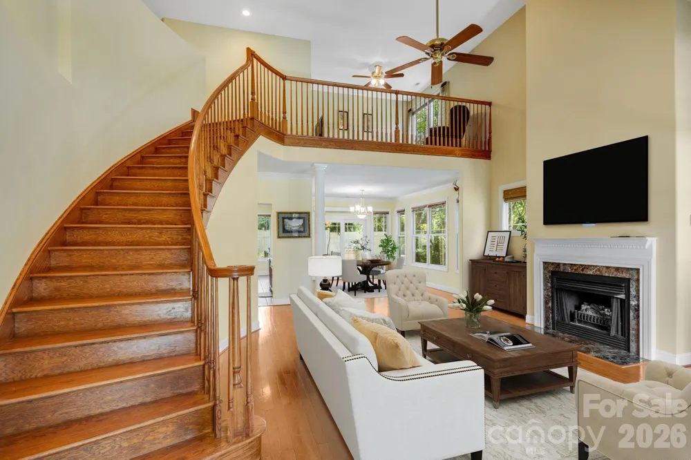 4 AMARETTO DRIVE Candler, NC 28715