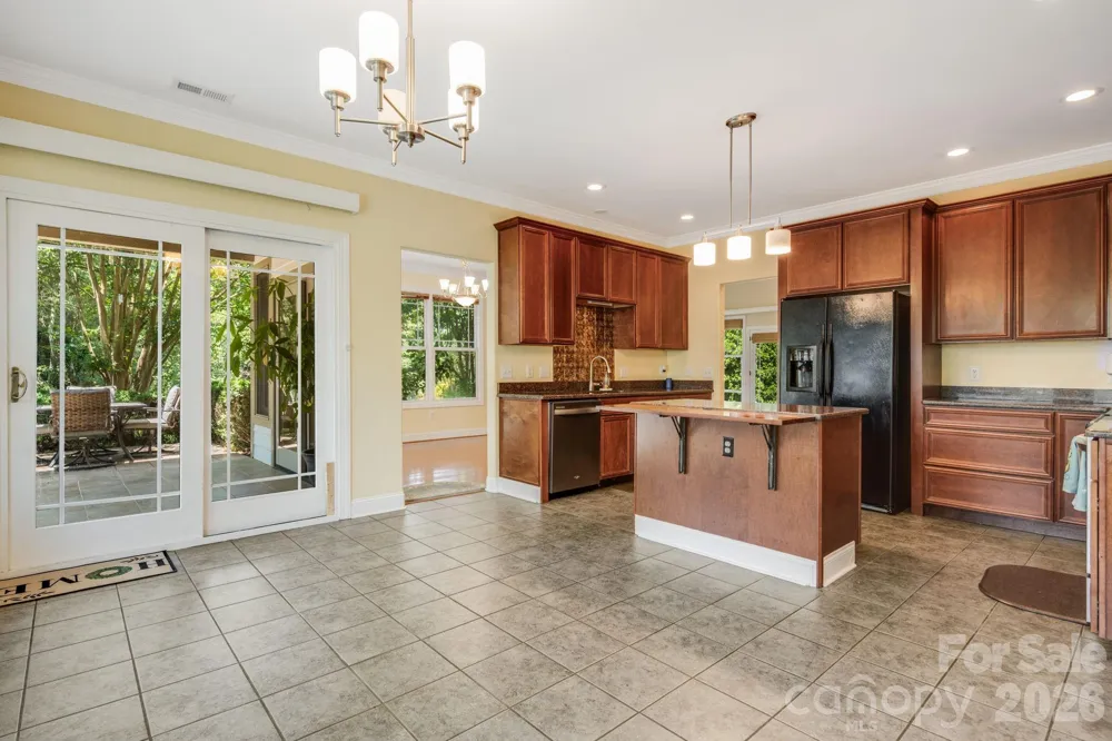 4 AMARETTO DRIVE Candler, NC 28715