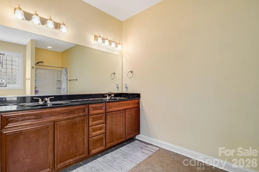 4 AMARETTO DRIVE Candler, NC 28715