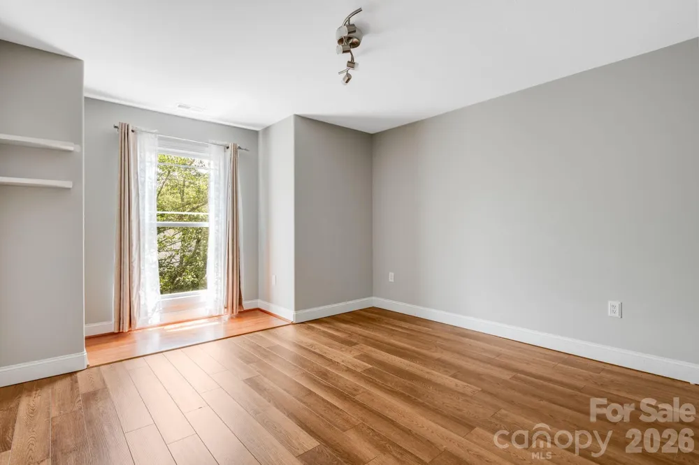 4 AMARETTO DRIVE Candler, NC 28715