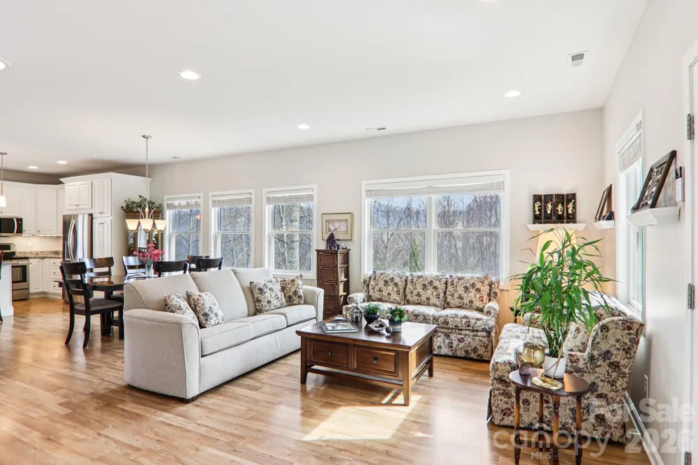 14 Chandra Lane Clyde, NC 28721