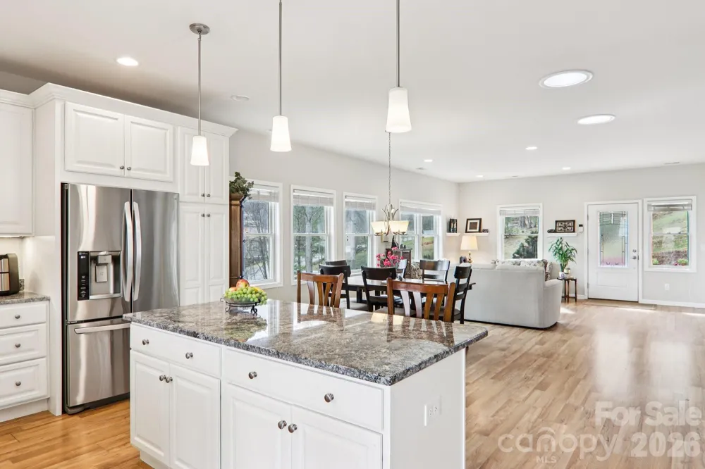 14 Chandra Lane Clyde, NC 28721