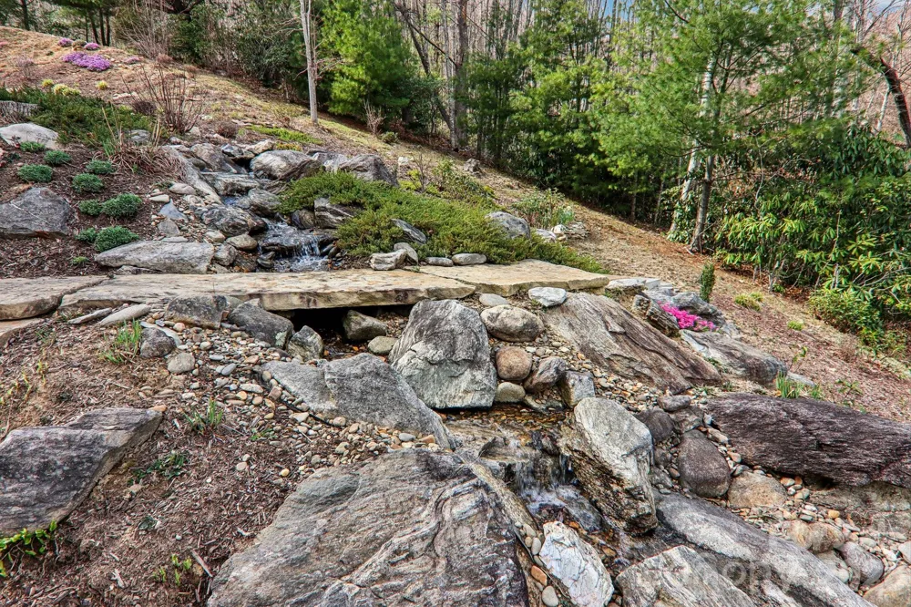14 Chandra Lane Clyde, NC 28721